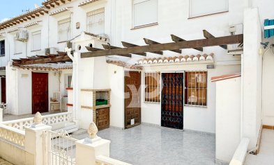 Jälleenmyynti - Casa Tipo Dúplex -
Torrevieja - Los balcones