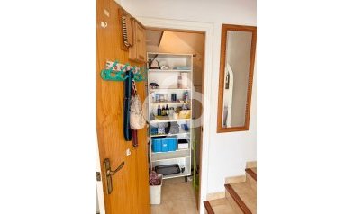 Jälleenmyynti - Casa Tipo Dúplex -
Torrevieja - Los balcones