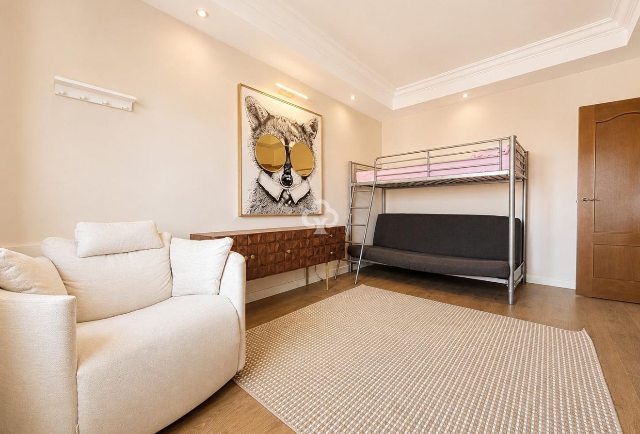 Resale - Villa -
Dehesa de campoamor - Campoamor