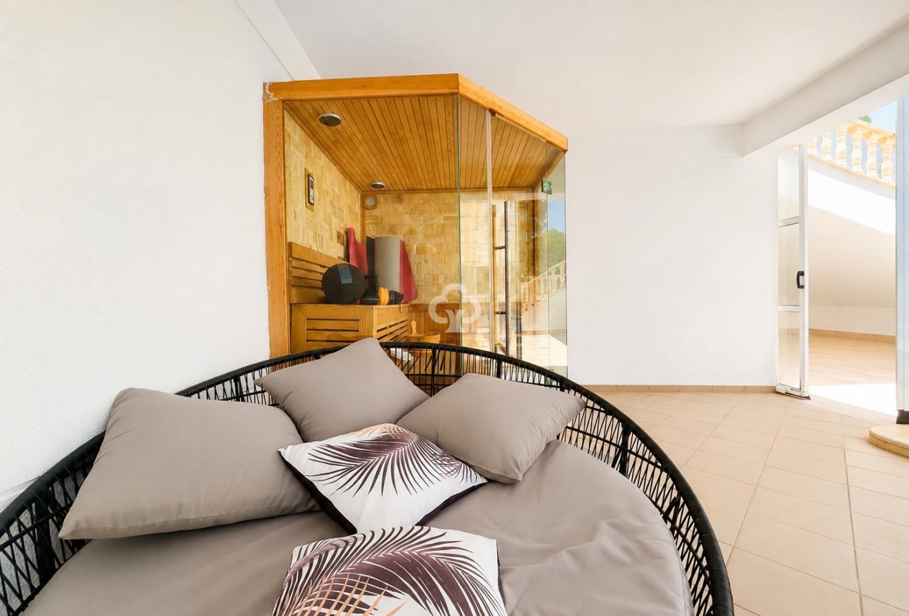 Resale - Villa -
Dehesa de campoamor - Campoamor