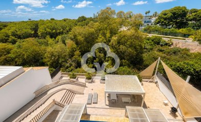 Resale - Villa -
Dehesa de campoamor - Campoamor