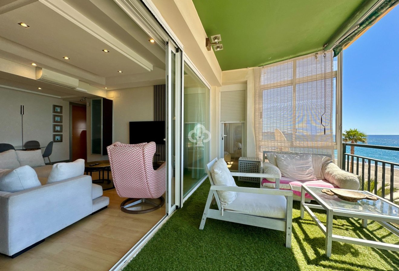 Resale - Apartament -
Fuengirola - Carvajal