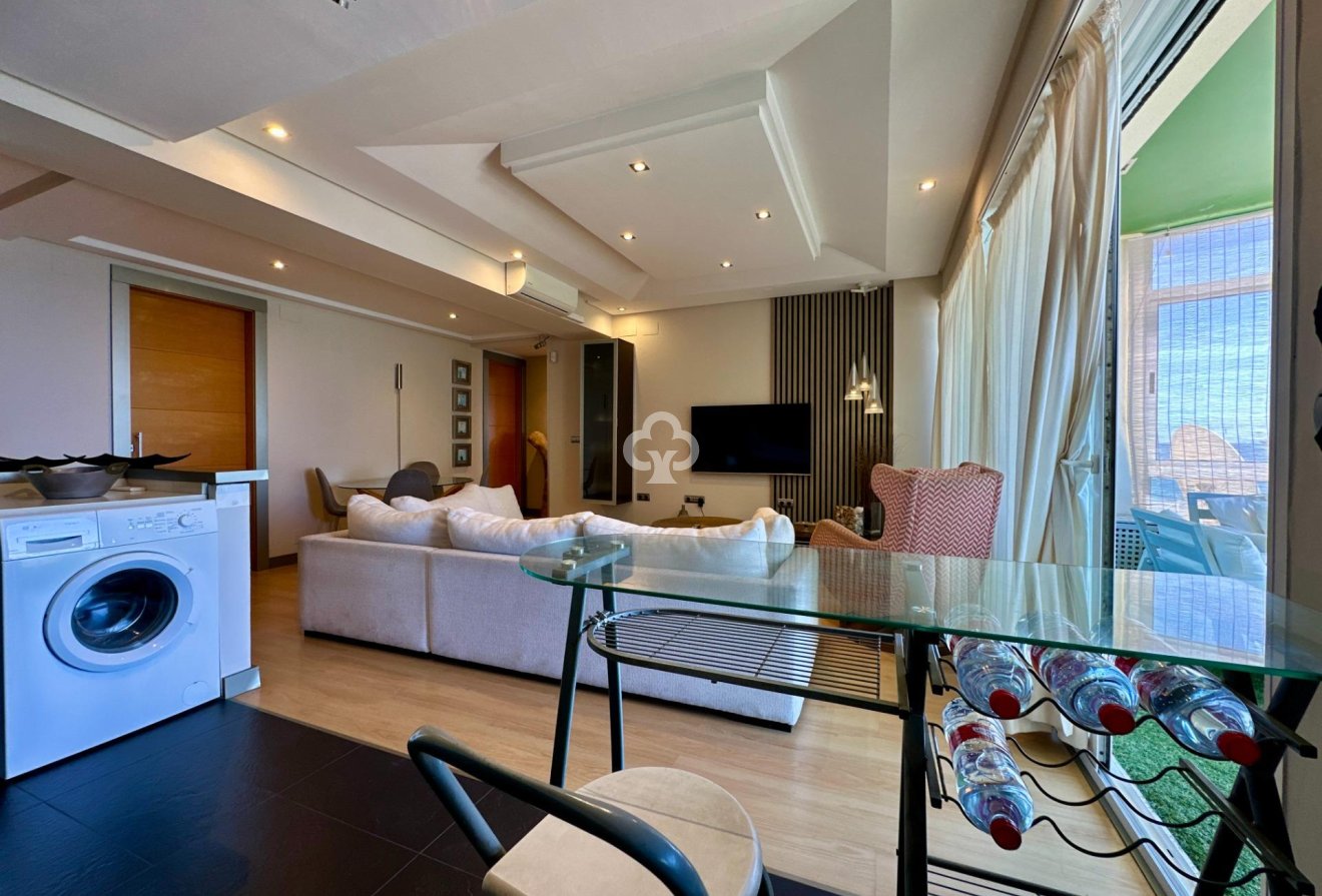 Resale - Apartament -
Fuengirola - Carvajal