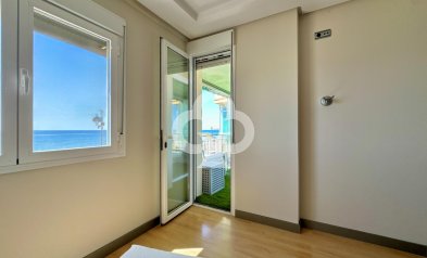 Resale - Apartament -
Fuengirola - Carvajal