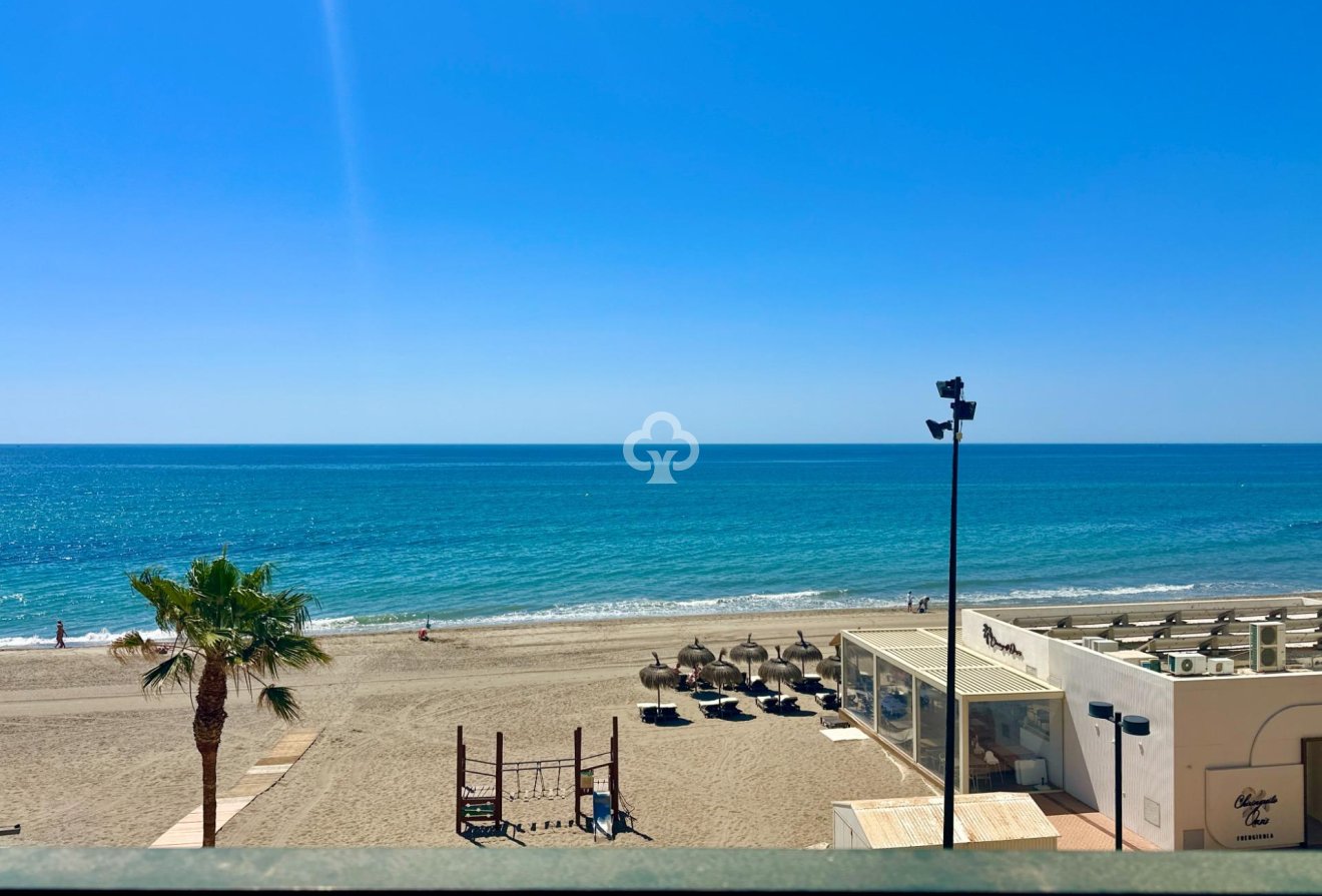 Resale - Apartament -
Fuengirola - Carvajal