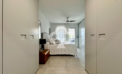 Wiederverkauf - Planta baja -
Torremolinos - Playa el bajondillo