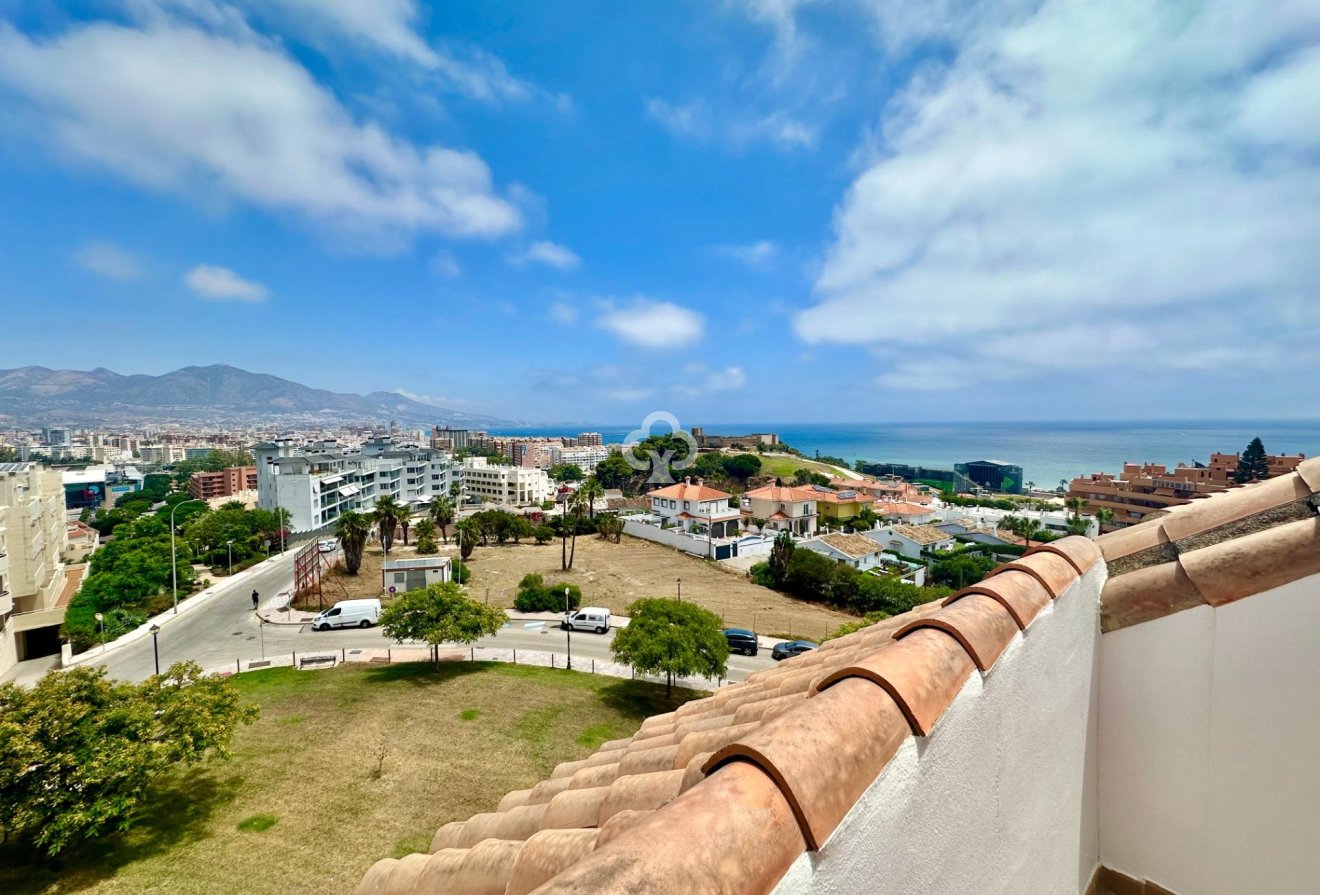 Reventa - Ático -
Fuengirola - Zona Sohail