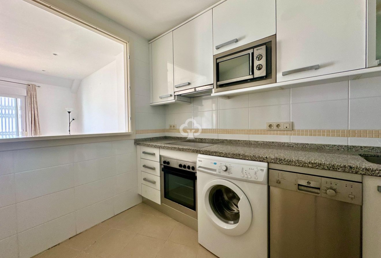 Reventa - Ático -
Fuengirola - Zona Sohail