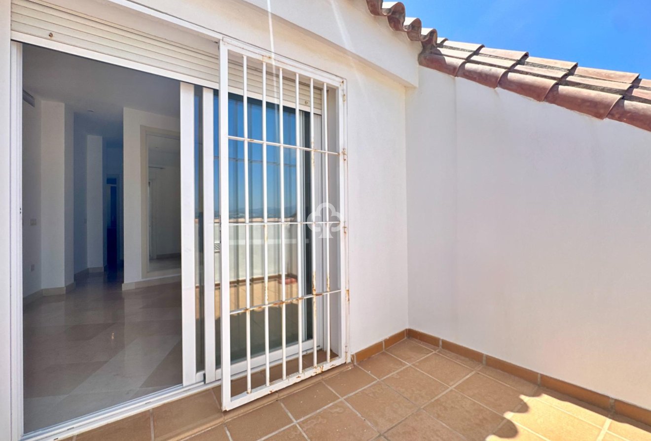 Reventa - Ático -
Fuengirola - Zona Sohail