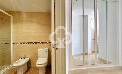 Reventa - Ático -
Fuengirola - Zona Sohail