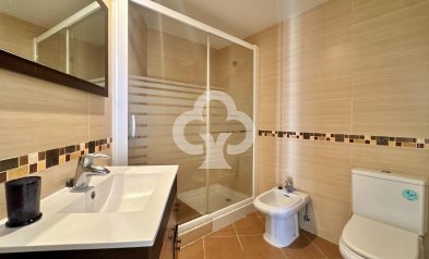 Reventa - Ático -
Fuengirola - Zona Sohail