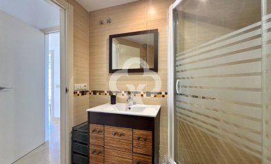 Reventa - Ático -
Fuengirola - Zona Sohail