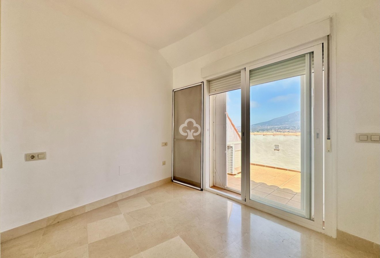 Reventa - Ático -
Fuengirola - Zona Sohail