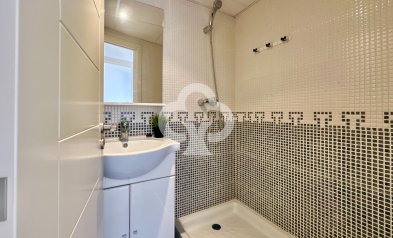 Reventa - Ático -
Fuengirola - Zona Sohail