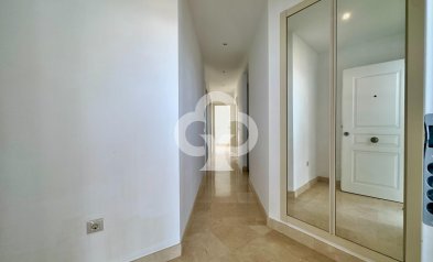 Reventa - Ático -
Fuengirola - Zona Sohail
