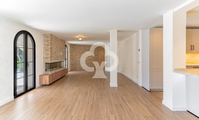 Jälleenmyynti - Villa -
Mijas - El Coto