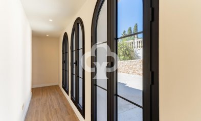 Jälleenmyynti - Villa -
Mijas - El Coto