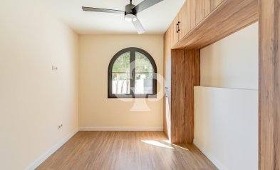 Jälleenmyynti - Villa -
Mijas - El Coto