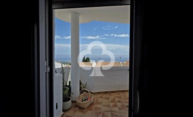 Jälleenmyynti - Huoneisto, alin krs. -
Benalmádena - Centro