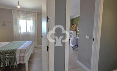 Jälleenmyynti - Huoneisto, alin krs. -
Benalmádena - Centro