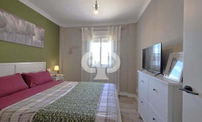 Jälleenmyynti - Huoneisto, alin krs. -
Benalmádena - Centro