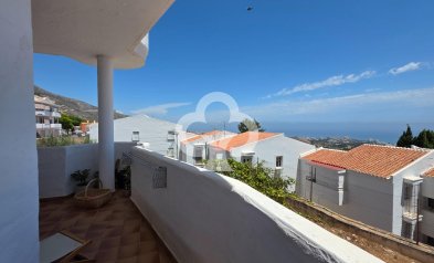 Jälleenmyynti - Huoneisto, alin krs. -
Benalmádena - Centro