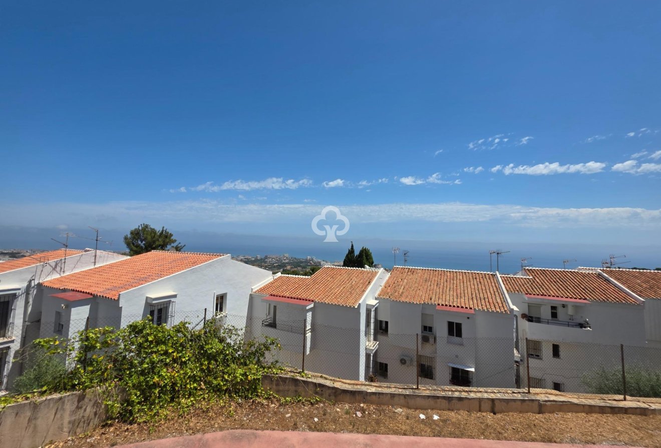 Jälleenmyynti - Huoneisto, alin krs. -
Benalmádena - Centro