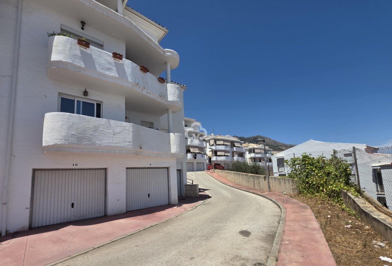Jälleenmyynti - Huoneisto, alin krs. -
Benalmádena - Centro