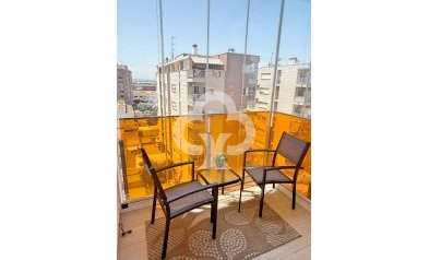 Jälleenmyynti - Huoneisto -
Torrevieja - Nueva Torrevieja - Aguas Nuevas