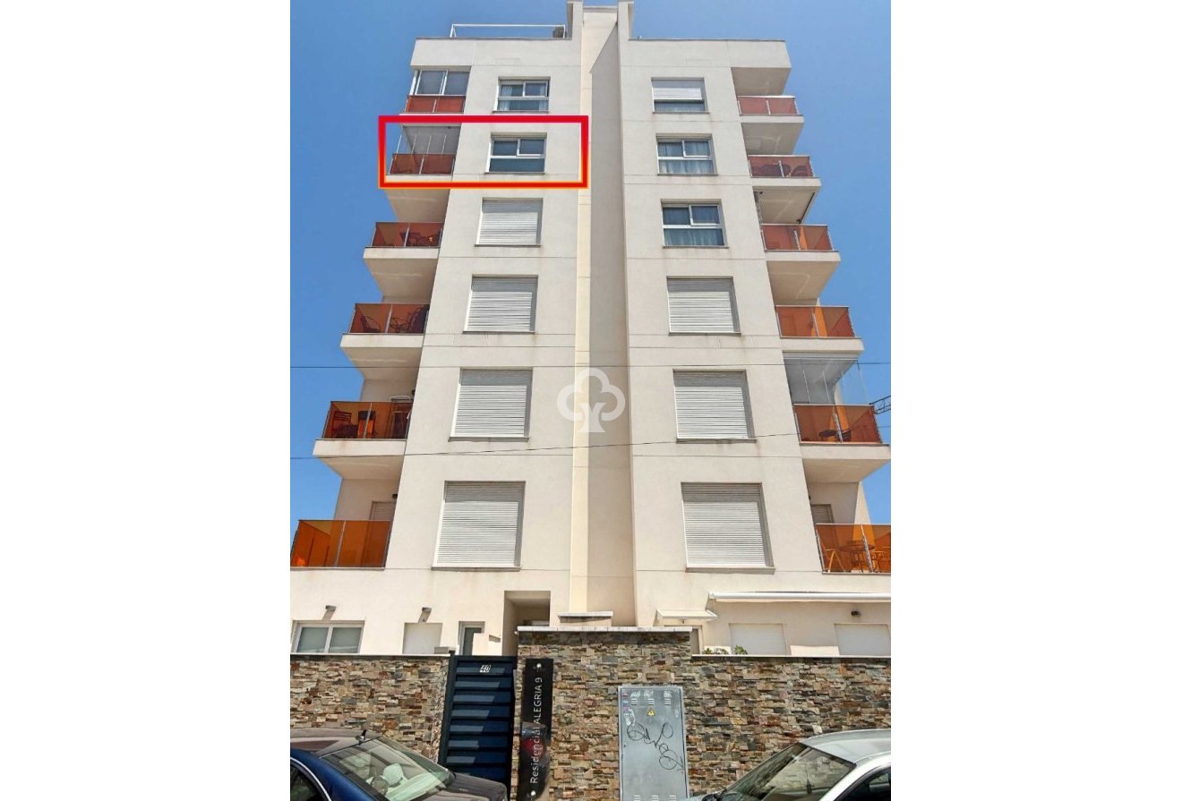 Jälleenmyynti - Huoneisto -
Torrevieja - Nueva Torrevieja - Aguas Nuevas