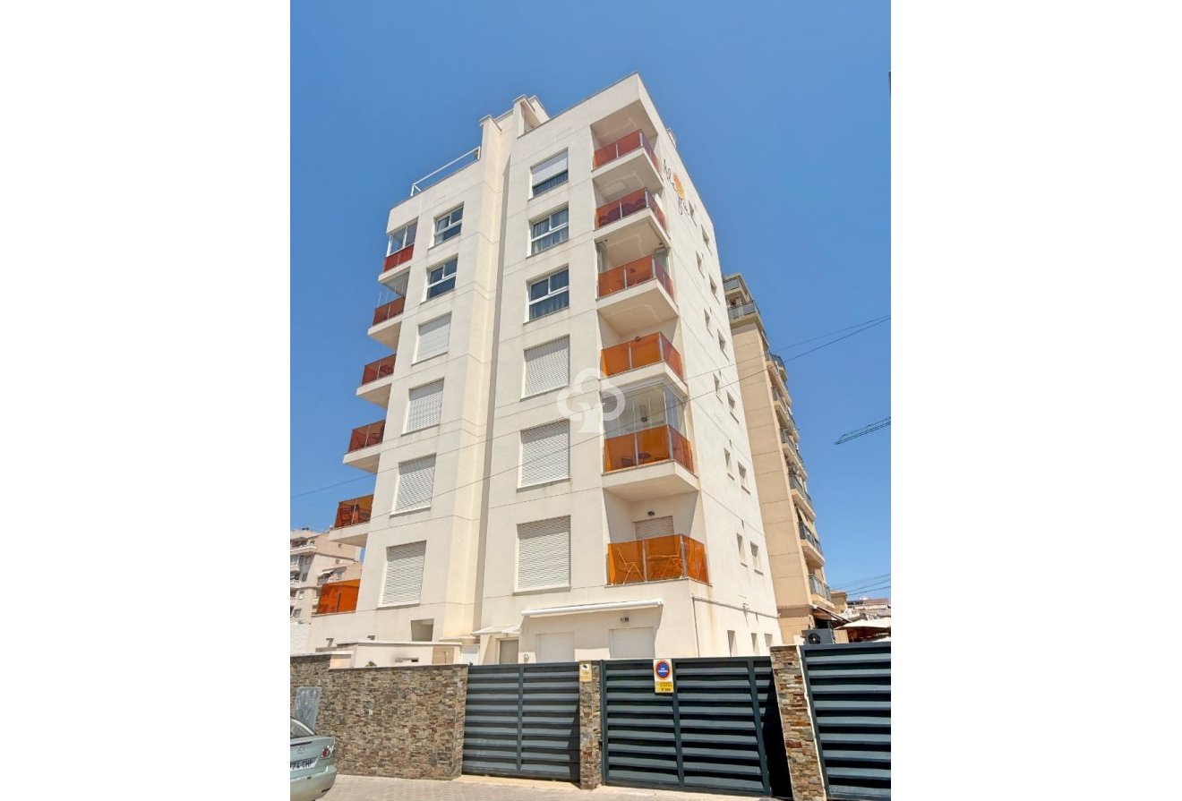 Jälleenmyynti - Huoneisto -
Torrevieja - Nueva Torrevieja - Aguas Nuevas