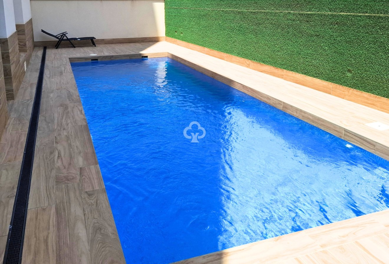 Jälleenmyynti - Huoneisto -
Torrevieja - Nueva Torrevieja - Aguas Nuevas