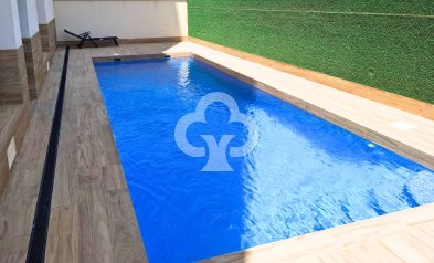 Jälleenmyynti - Huoneisto -
Torrevieja - Nueva Torrevieja - Aguas Nuevas