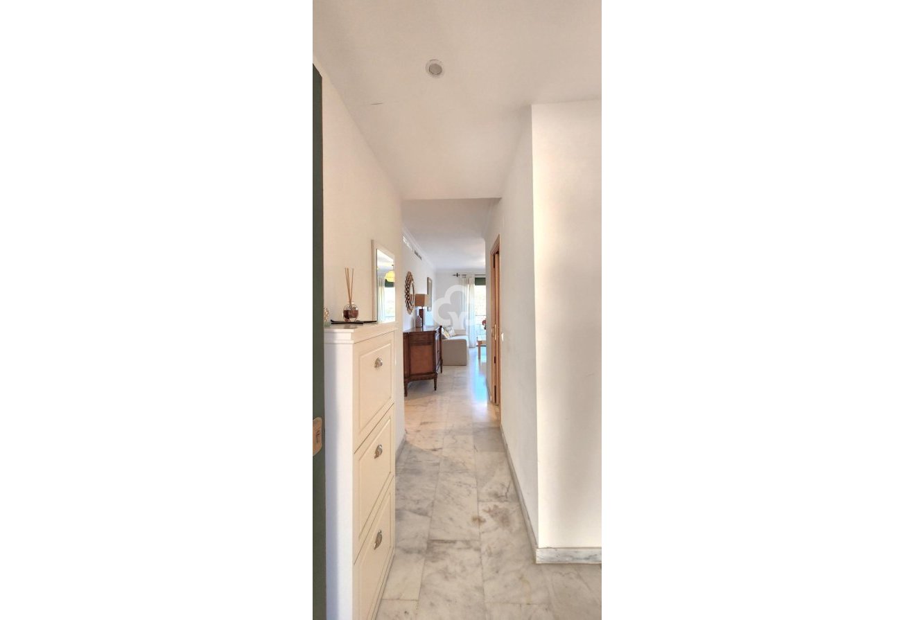 Wiederverkauf - Apartamento -
Fuengirola - Torreblanca del Sol