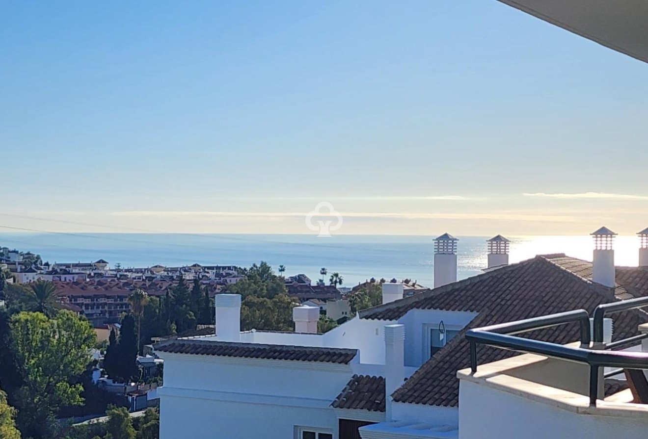 Wiederverkauf - Apartamento -
Fuengirola - Torreblanca del Sol