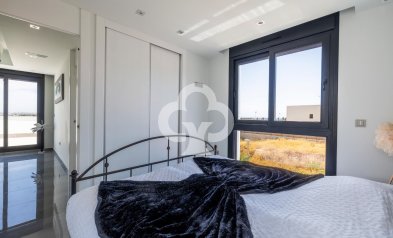 Resale - Villa -
Torrevieja - Los altos