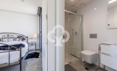 Resale - Villa -
Torrevieja - Los altos
