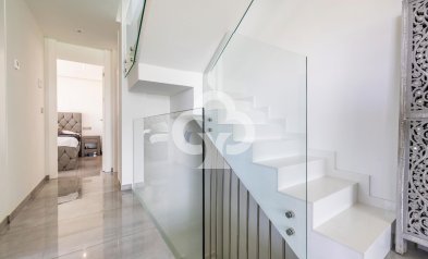 Resale - Villa -
Torrevieja - Los altos