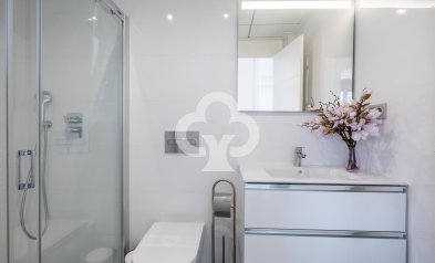 Resale - Villa -
Torrevieja - Los altos
