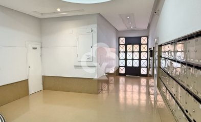 Jälleenmyynti - Asunto / huoneisto -
Torrevieja - Centro