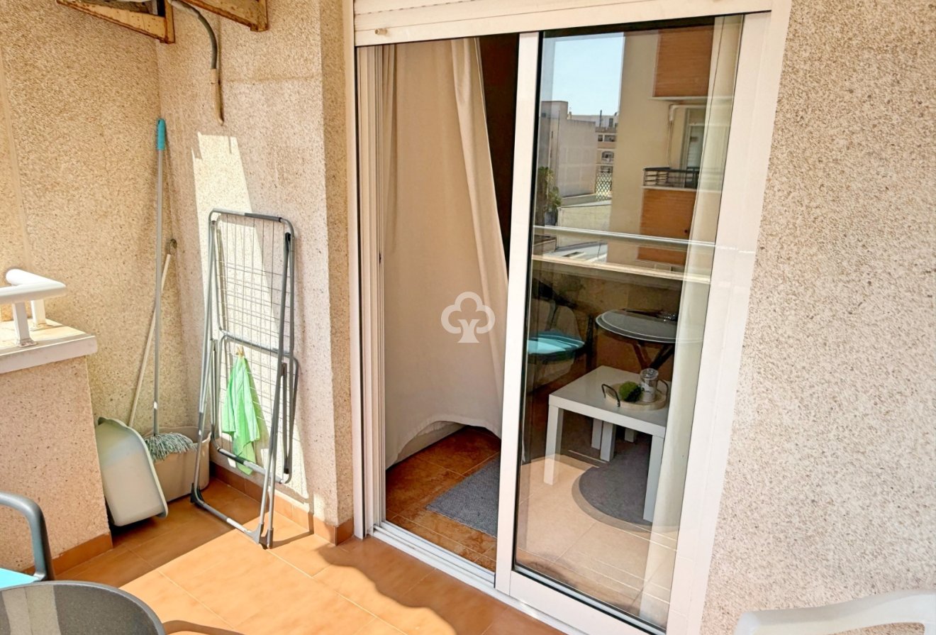 Jälleenmyynti - Asunto / huoneisto -
Torrevieja - Centro