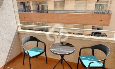 Jälleenmyynti - Asunto / huoneisto -
Torrevieja - Centro