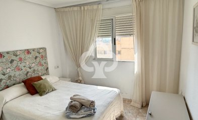 Jälleenmyynti - Asunto / huoneisto -
Torrevieja - Centro