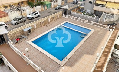 Jälleenmyynti - Asunto / huoneisto -
Torrevieja - Centro