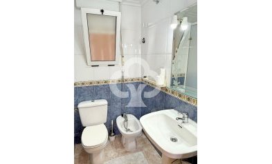 Jälleenmyynti - Asunto / huoneisto -
Torrevieja - Centro
