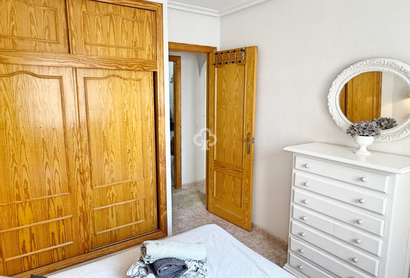 Jälleenmyynti - Asunto / huoneisto -
Torrevieja - Centro
