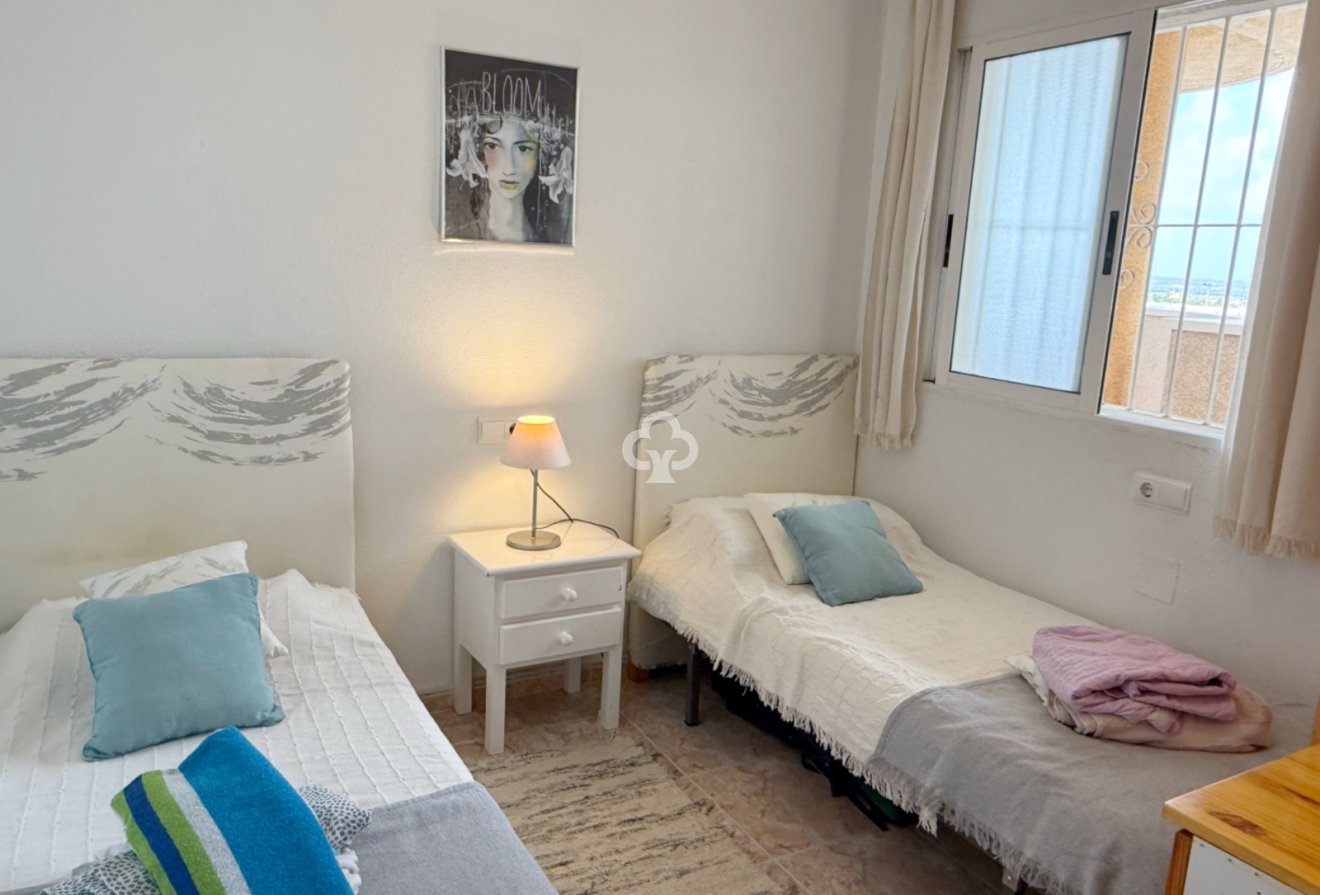Jälleenmyynti - Asunto / huoneisto -
Torrevieja - Centro