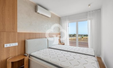 Jälleenmyynti - Apartment -
Torrevieja - Punta Prima