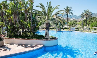 Jälleenmyynti - Yksiö -
Benalmádena - Parque de la Paloma