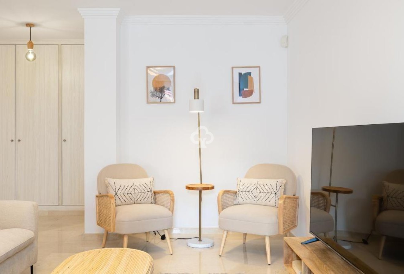 Wiederverkauf - Apartamento -
Fuengirola - Centro
